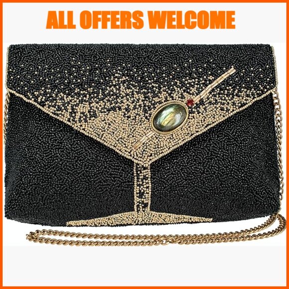 Beaded Crossbody Clutch with Removable Chain Strap for Evening Events
